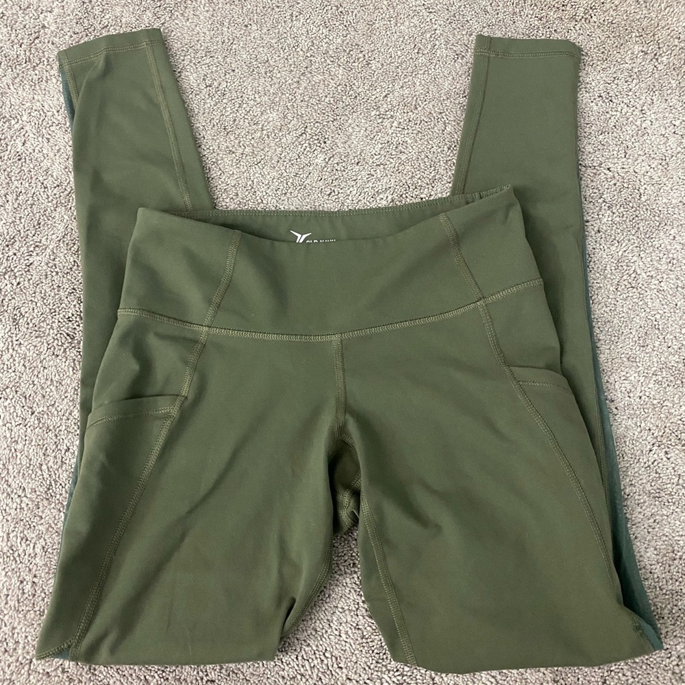 Old Navy Go Dry olive green side mesh panel active leggings S